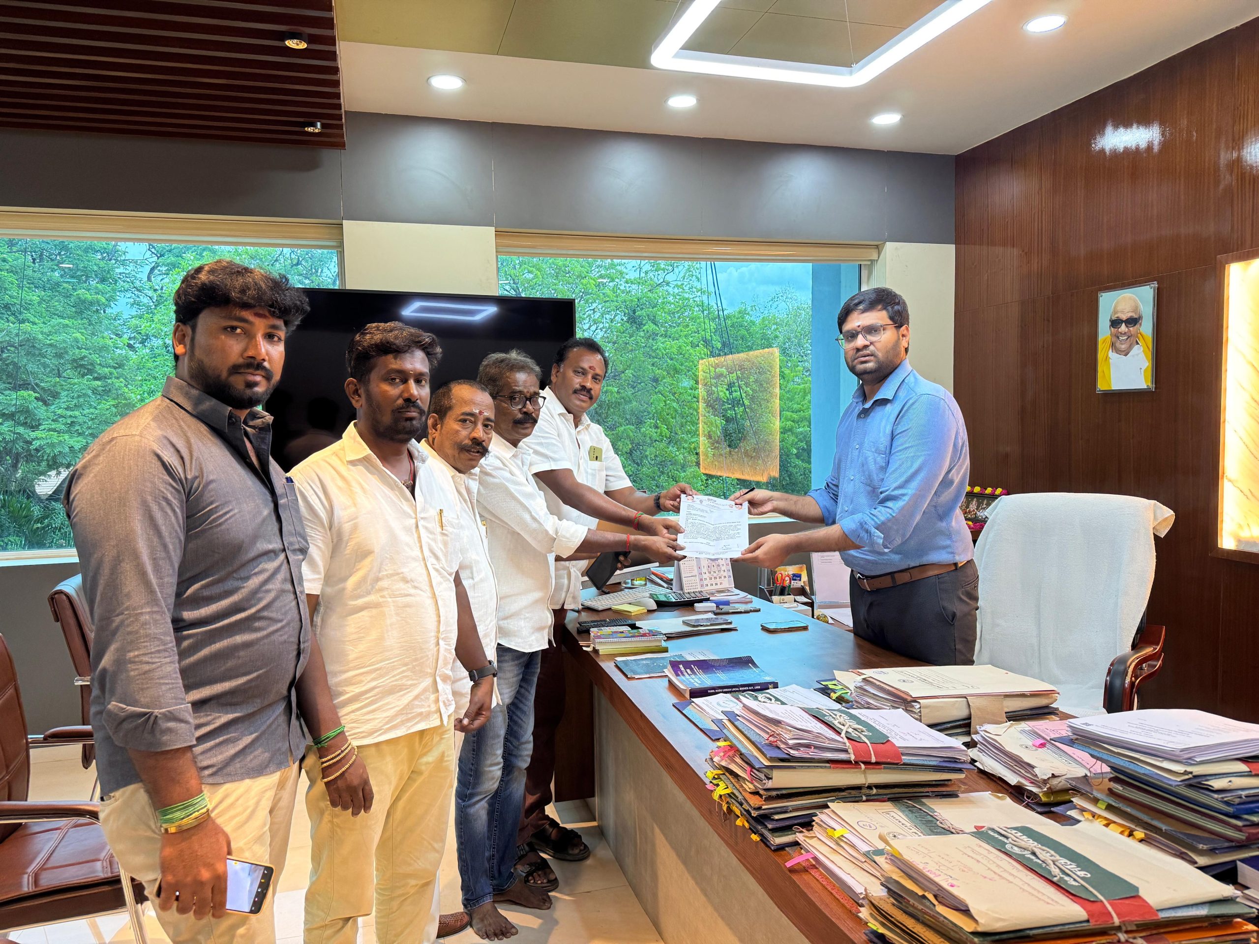 உய்யகொண்டான் ஆக்கிரமிப்பை தடுத்து நிறுத்திய அம்மா மக்கள் முன்னேற்ற கழகம்