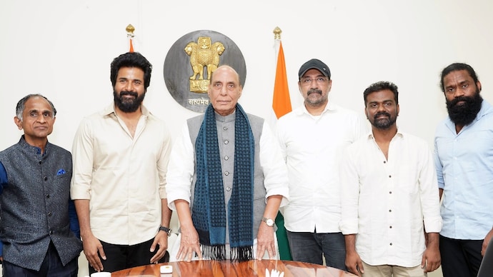 அமரனைப்பாராட்டிய மத்திய அமைச்சர்