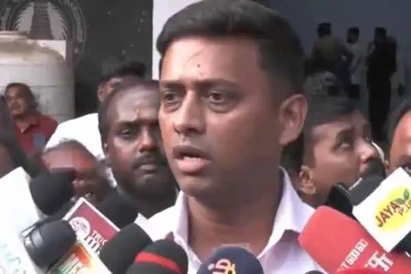 மன்னிக்க வேண்டுகிறேன்- சீமான்- மறக்கவும் மாட்டேன் மன்னிக்கவும் மாட்டேன் – டிஐஜி வருண்குமார் IPS