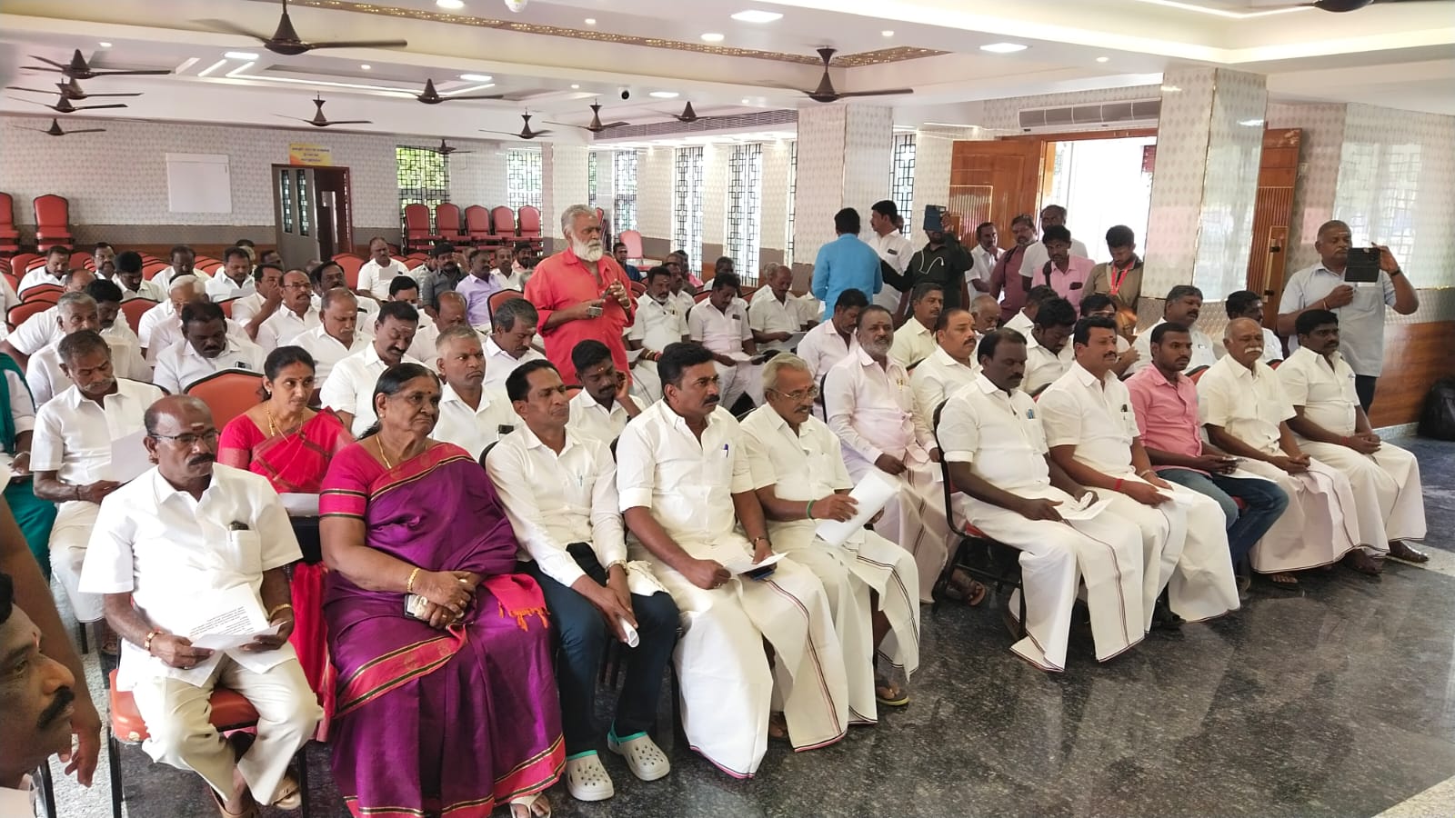 அ இ அ தி மு க திருச்சி புறநகர் வடக்கு மாவட்ட ஆலோசனை கூட்டம்